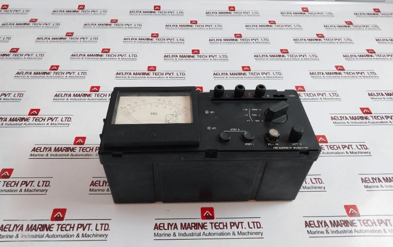 Megaohmmeter F4102/1-1M Analog Fluke ~220V 0 To 2000 MΩ