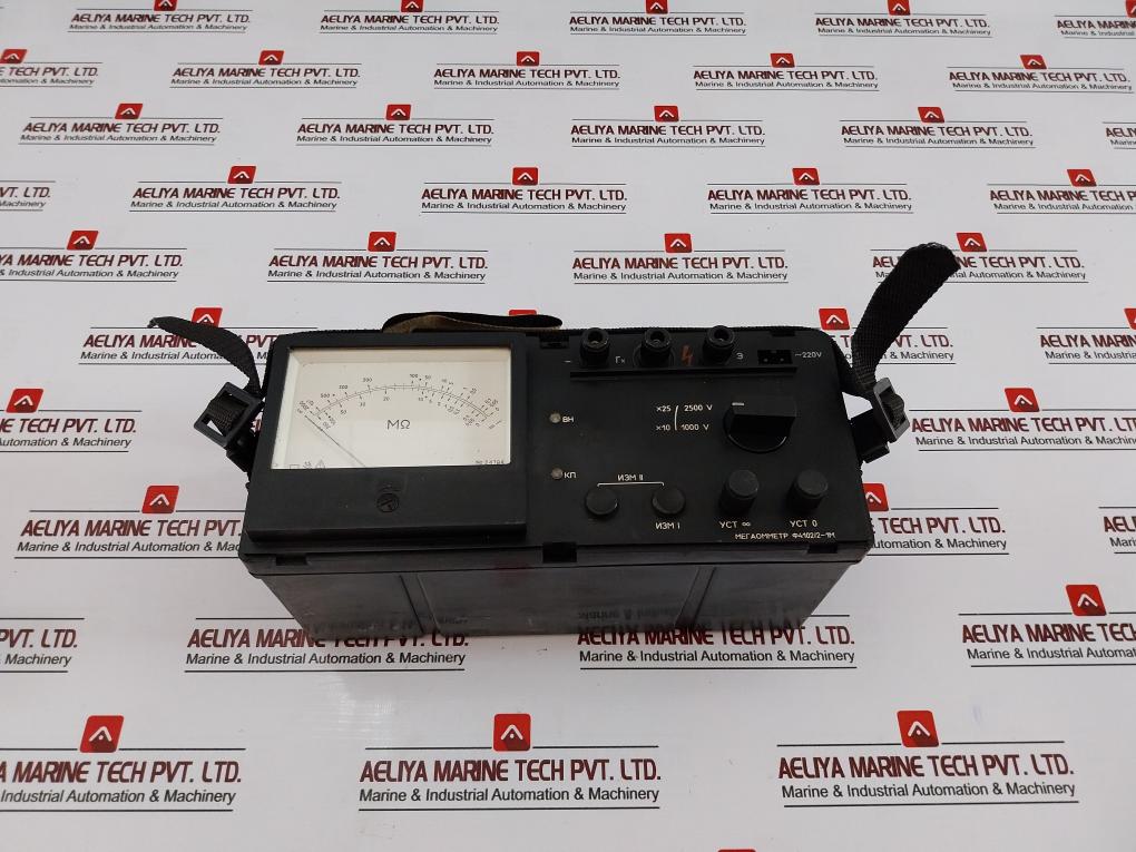 Megohmmeter F4102/2-1M - 0-2000 MΩ ~220V – Aeliya Marine Tech