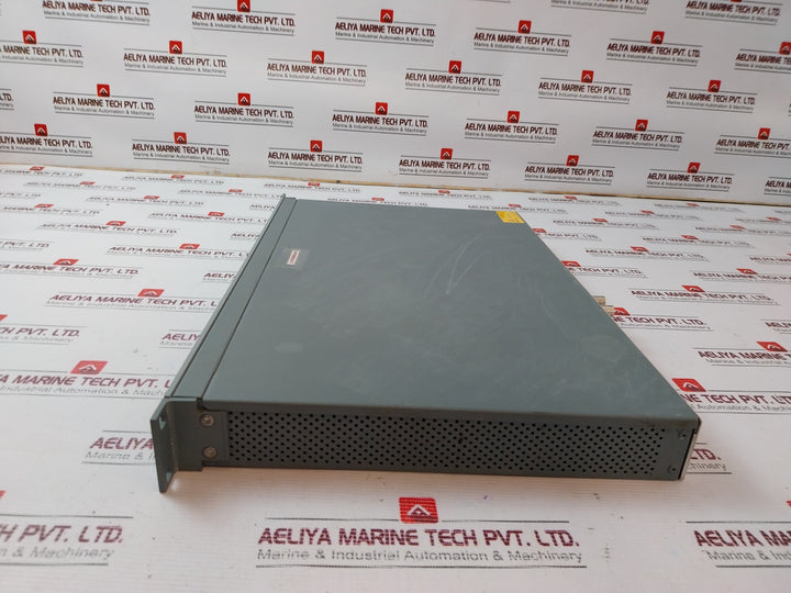 Meinberg Lantime M300 Multi Source Time Server
