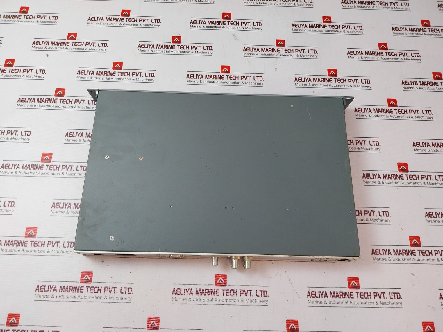 Meinberg Lantime M300 Multi Source Time Server