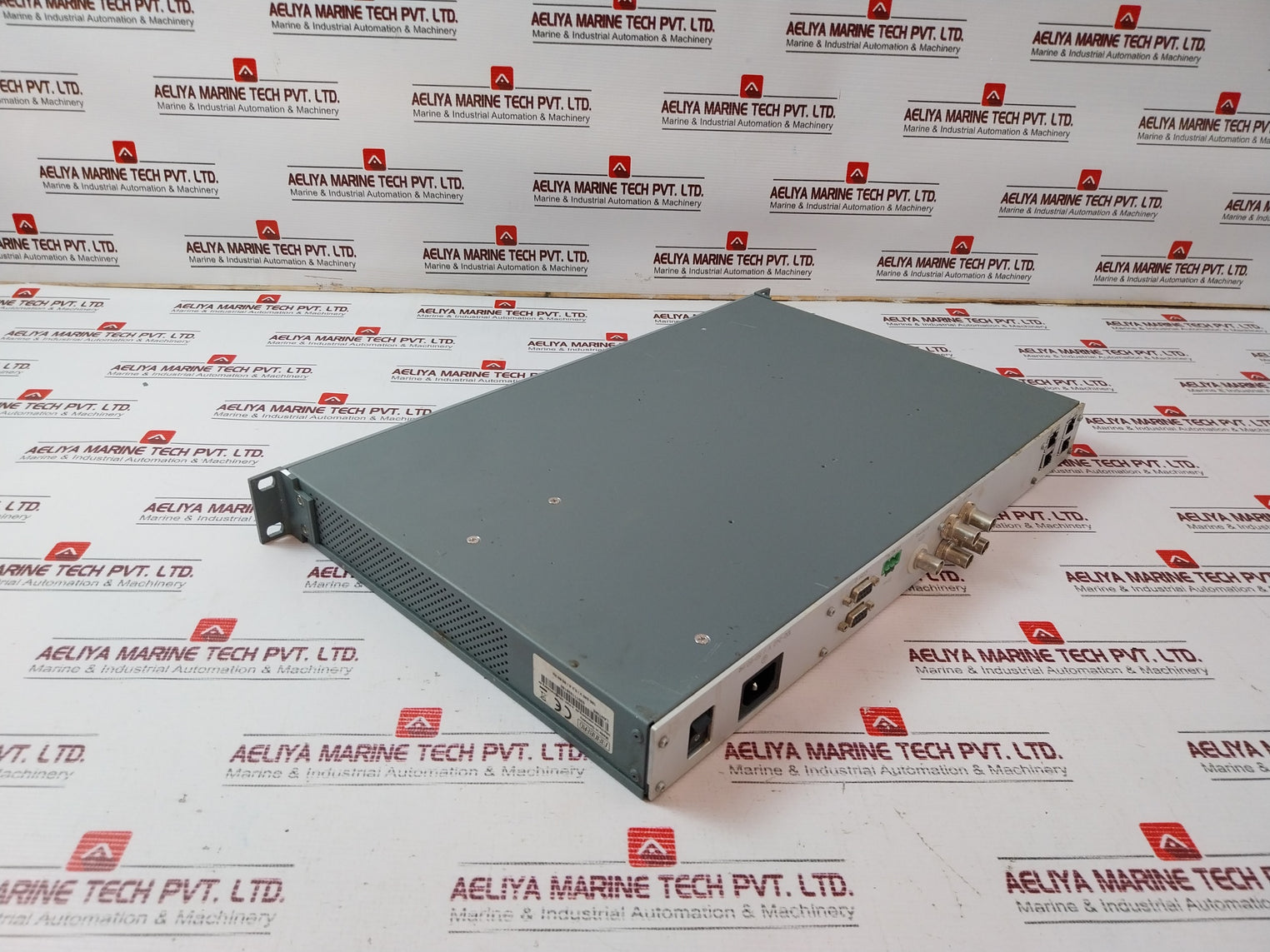 Meinberg Lantime M300 Multi Source Time Server