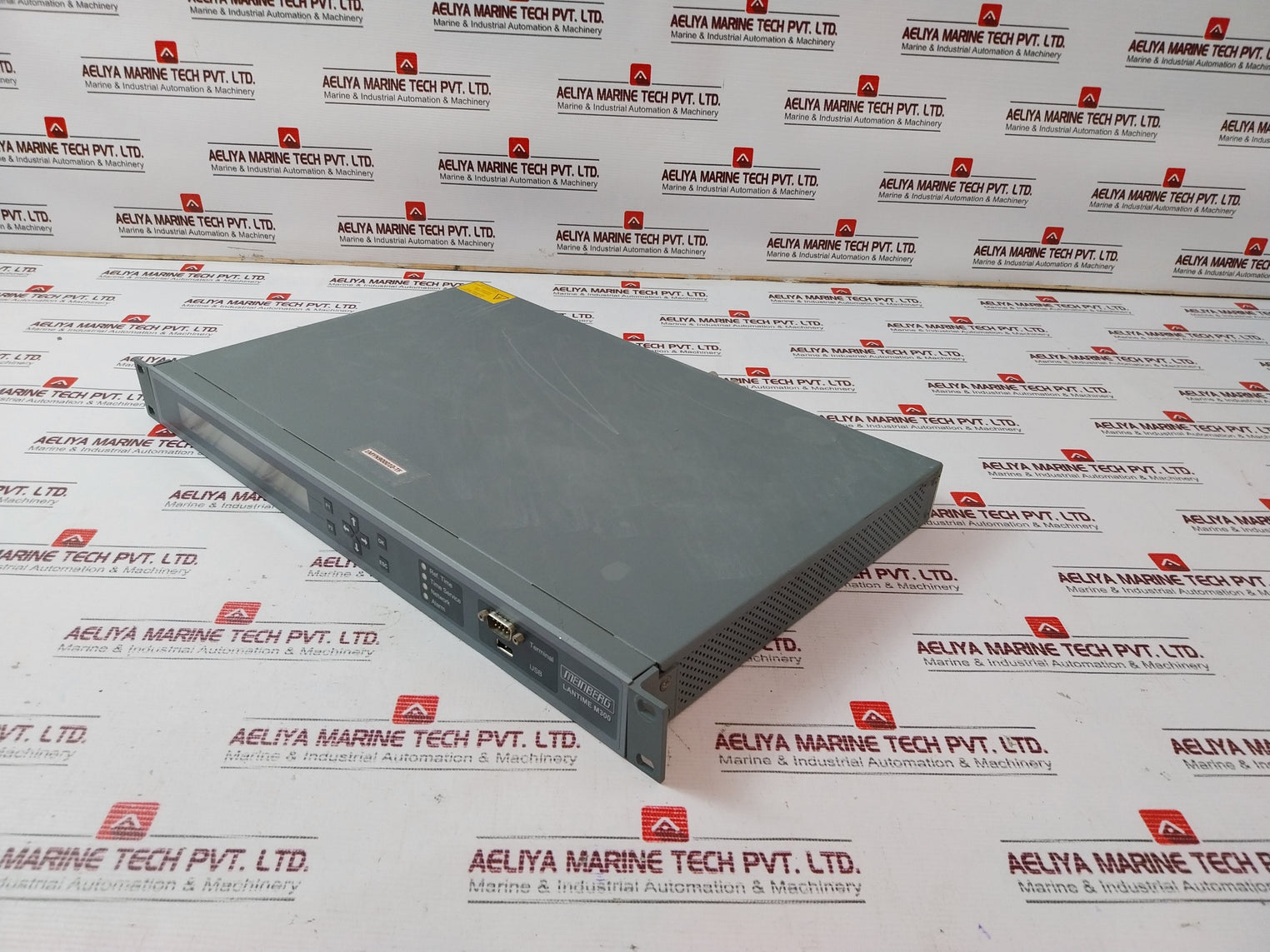 Meinberg Lantime M300 Multi Source Time Server