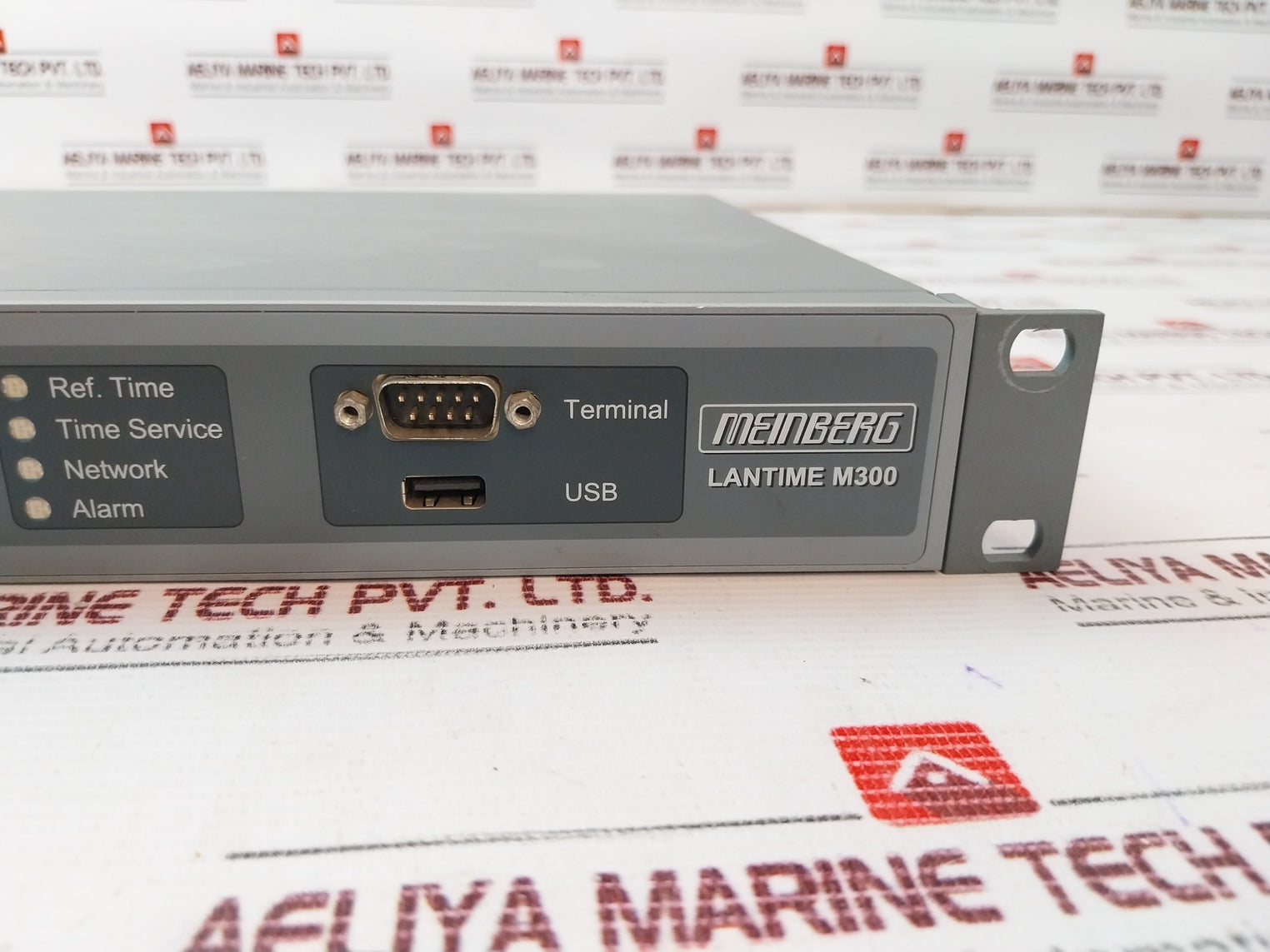 Meinberg Lantime M300 Multi Source Time Server