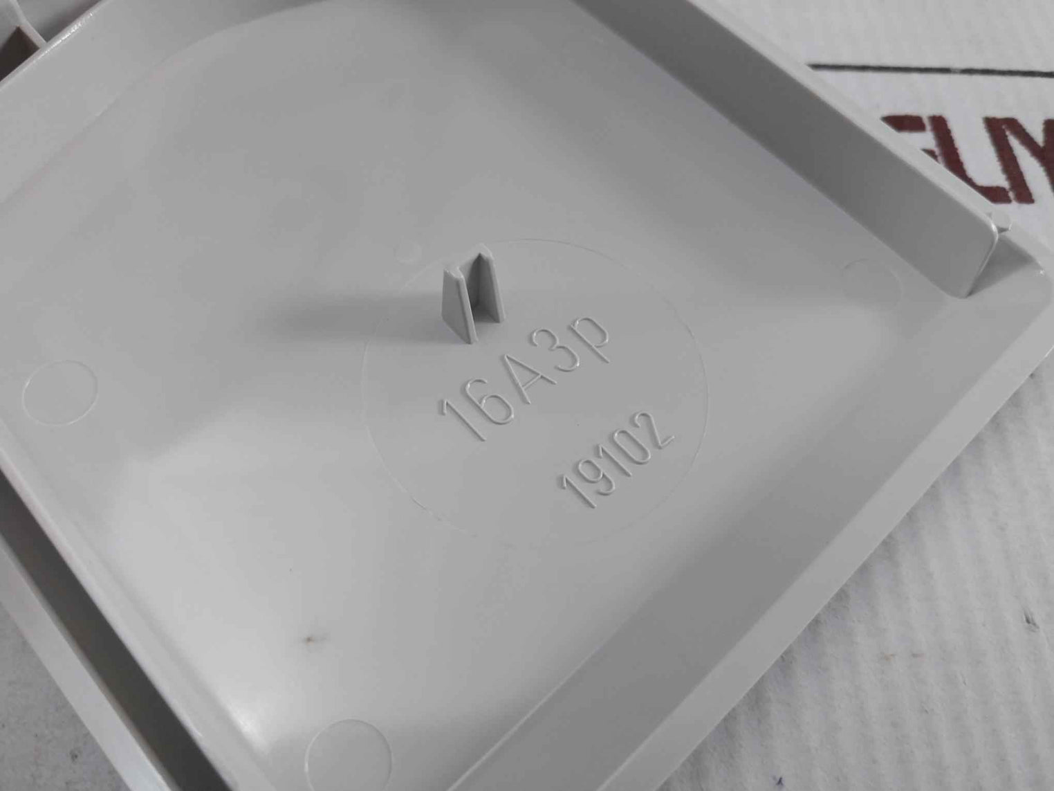 Mennekes 4210 Panel Mounted Socket 16A-6H/200-250V