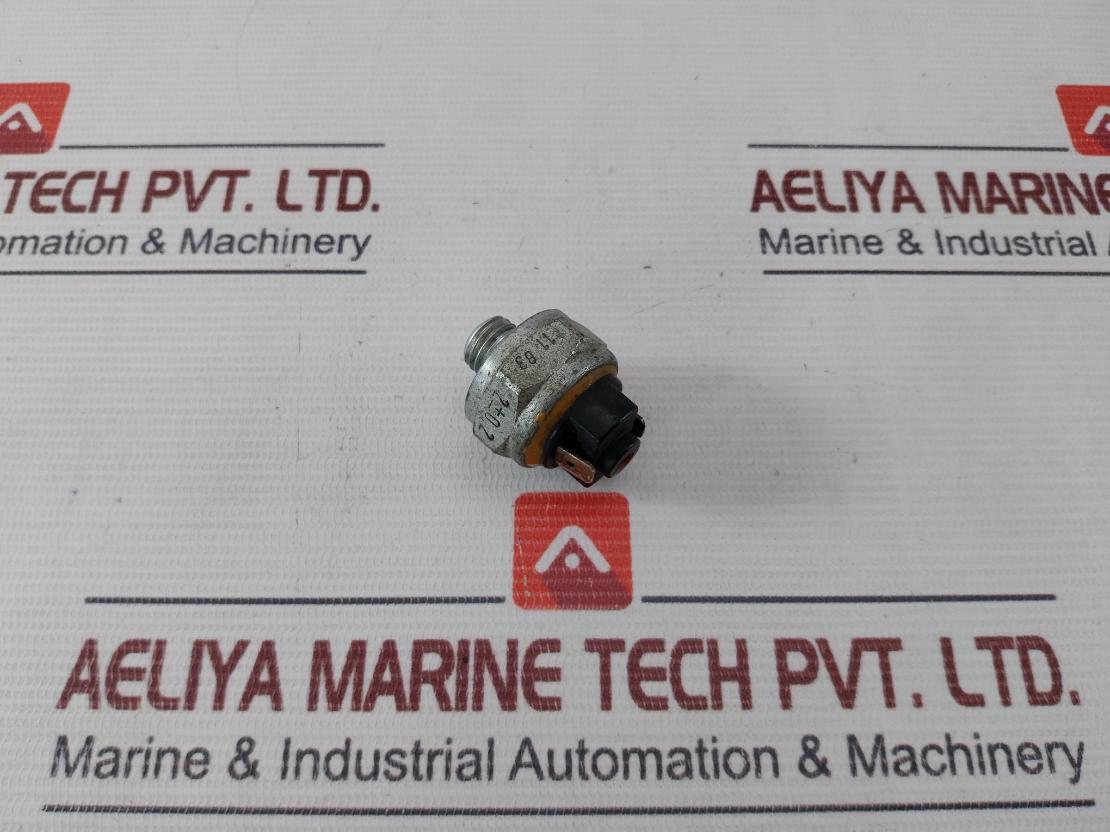 Mera M12X1,5 Pressure Switch E 11 83