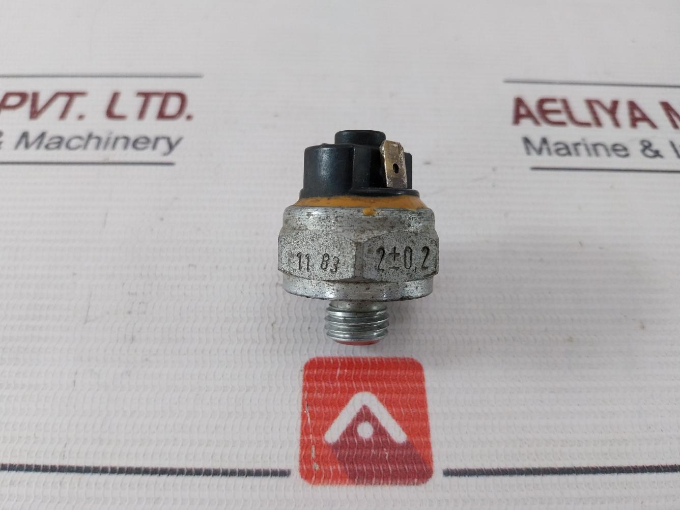 Mera M12X1,5 Pressure Switch E 11 83