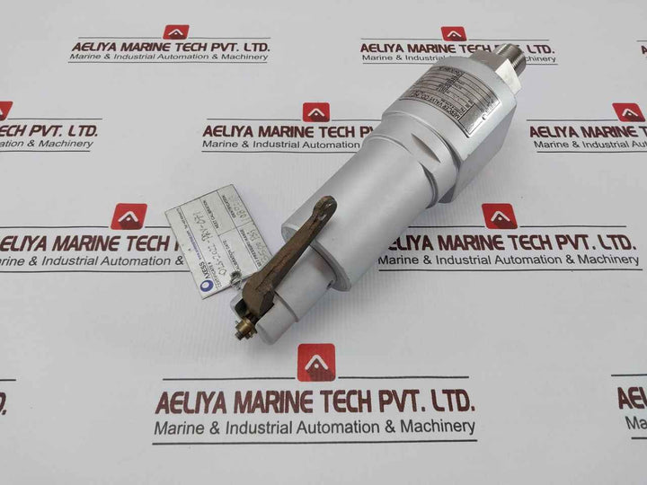 Mercer Valve 91-m2D63P1641 3/4-inch Safety Relief Valve 3500Psi Crn 0G8841.5C R1