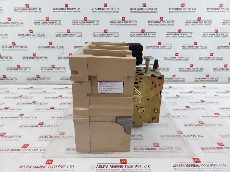 Merlin Gerin 3 Pole Masterpact Air Circuit Breaker Switch Acb Capacity 2000A