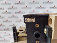 Merlin Gerin 3 Pole Masterpact Air Circuit Breaker Switch Acb Capacity 2000A