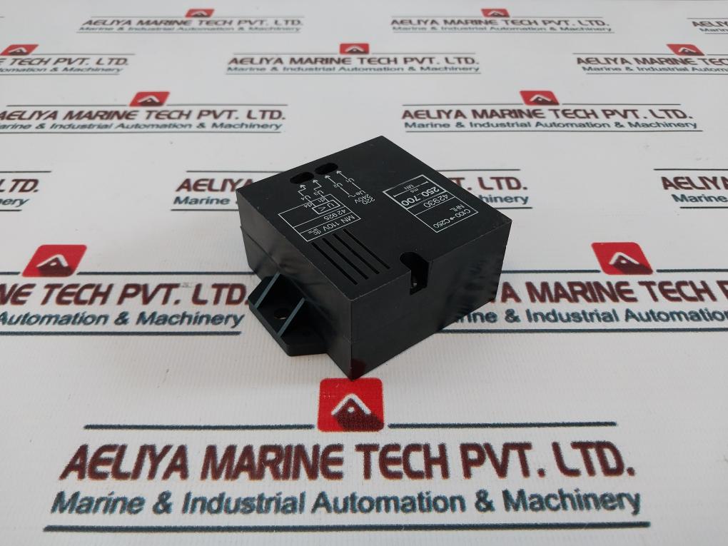 Merlin Gerin 42925, 220-240V~