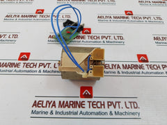 Merlin Gerin 685 654 Closing Release Circuit Breaker Accessory 110/127V Ac