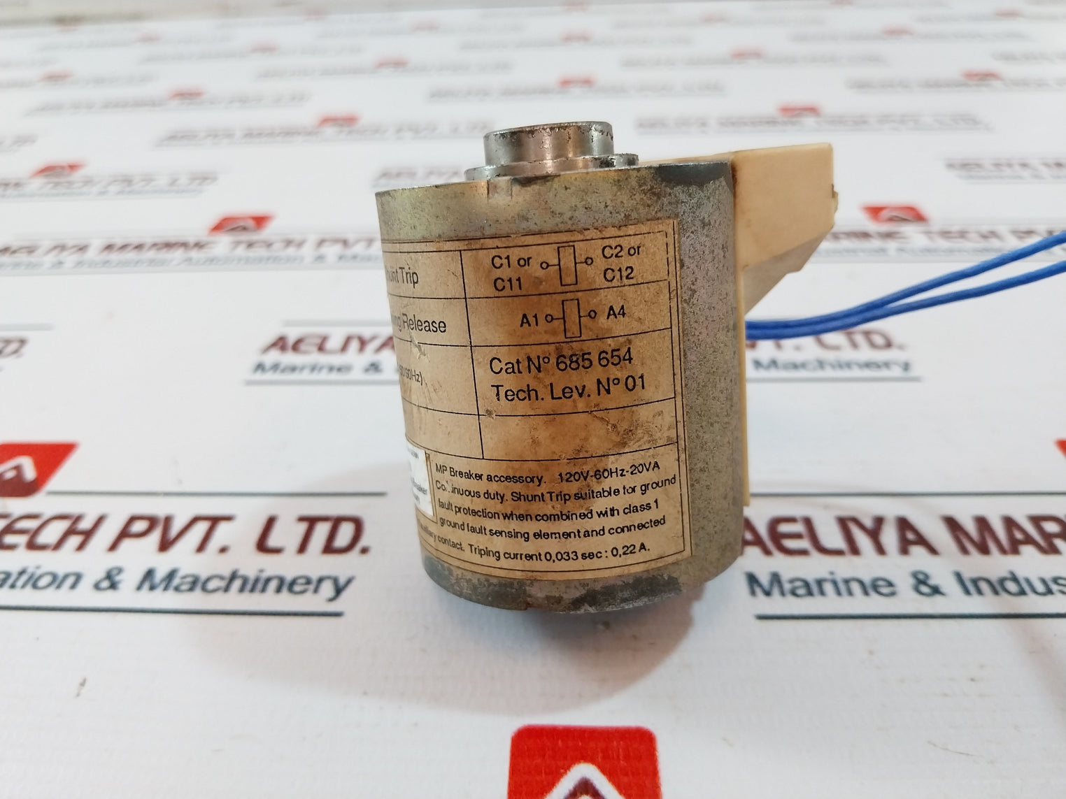 Merlin Gerin 685 654 Closing Release Circuit Breaker Accessory 110/127V Ac