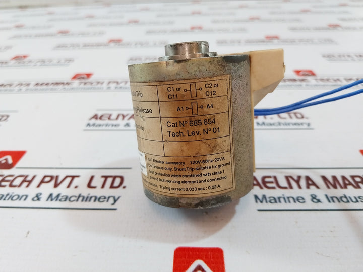 Merlin Gerin 685 654 Closing Release Circuit Breaker Accessory 110/127V Ac