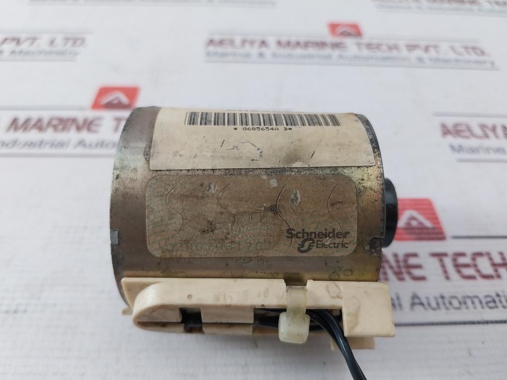 Merlin Gerin 685 654 Mx-a Shunt Trip Xf-e Closing Release Circuit Breaker