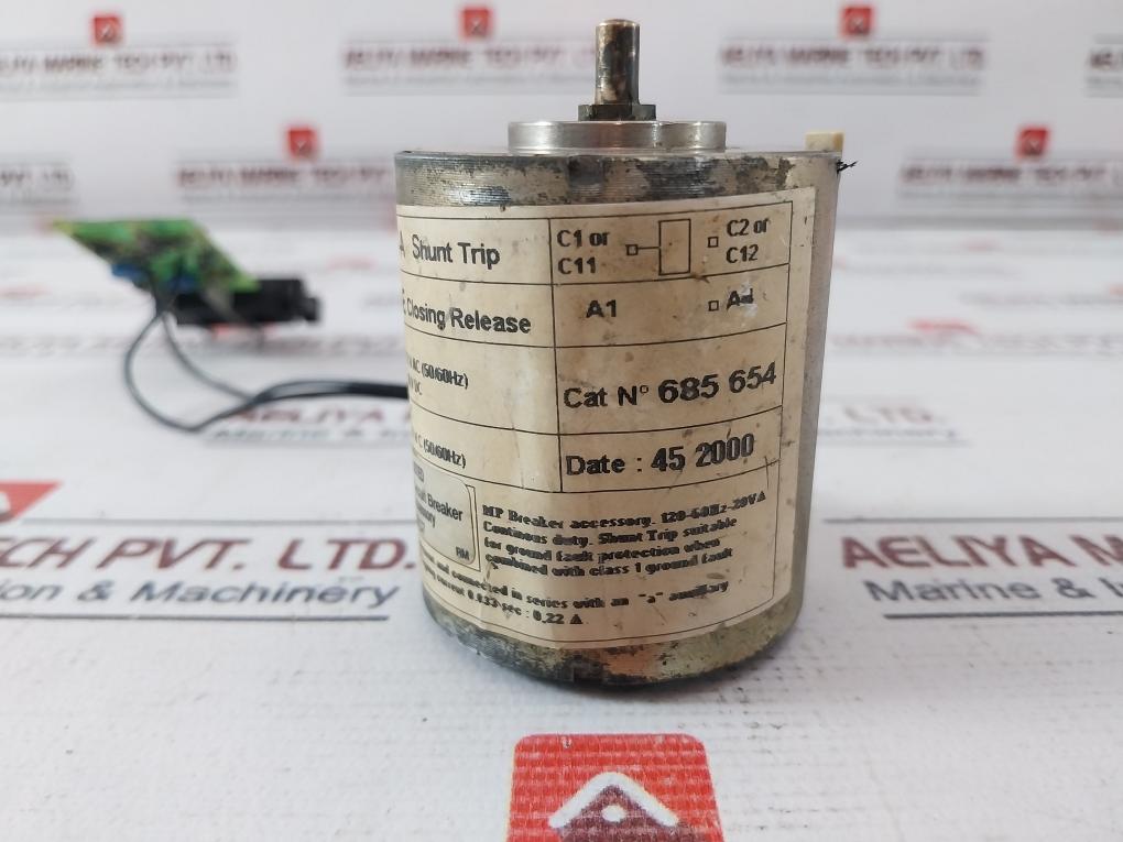 Merlin Gerin 685 654 Mx-a Shunt Trip Xf-e Closing Release Circuit Breaker 120-60Hz-20Va