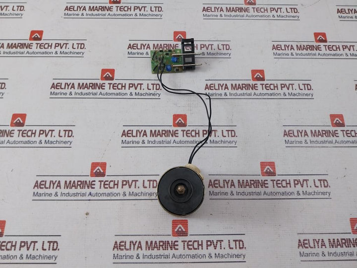 Merlin Gerin 685 654 Mx-a Shunt Trip Xf-e Closing Release Circuit Breaker 120-60Hz-20Va
