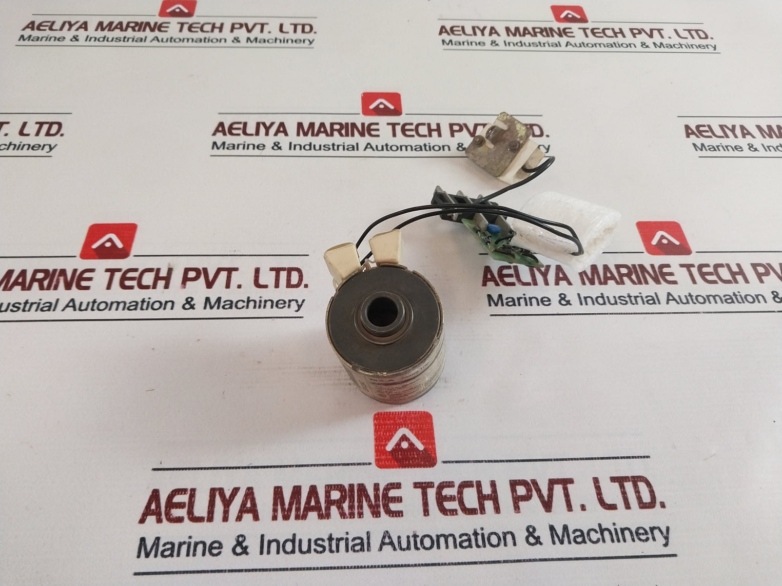 Merlin Gerin 685 654 Xf-e Closing Release Circuit Breaker 110/127V Ac 50/60Hz