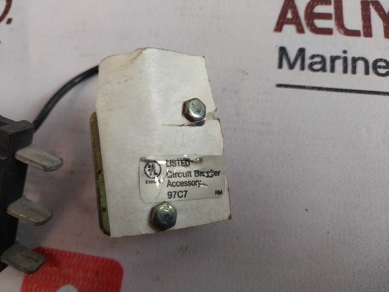 Merlin Gerin 685 654 Xf-e Closing Release Circuit Breaker 110/127V Ac 50/60Hz
