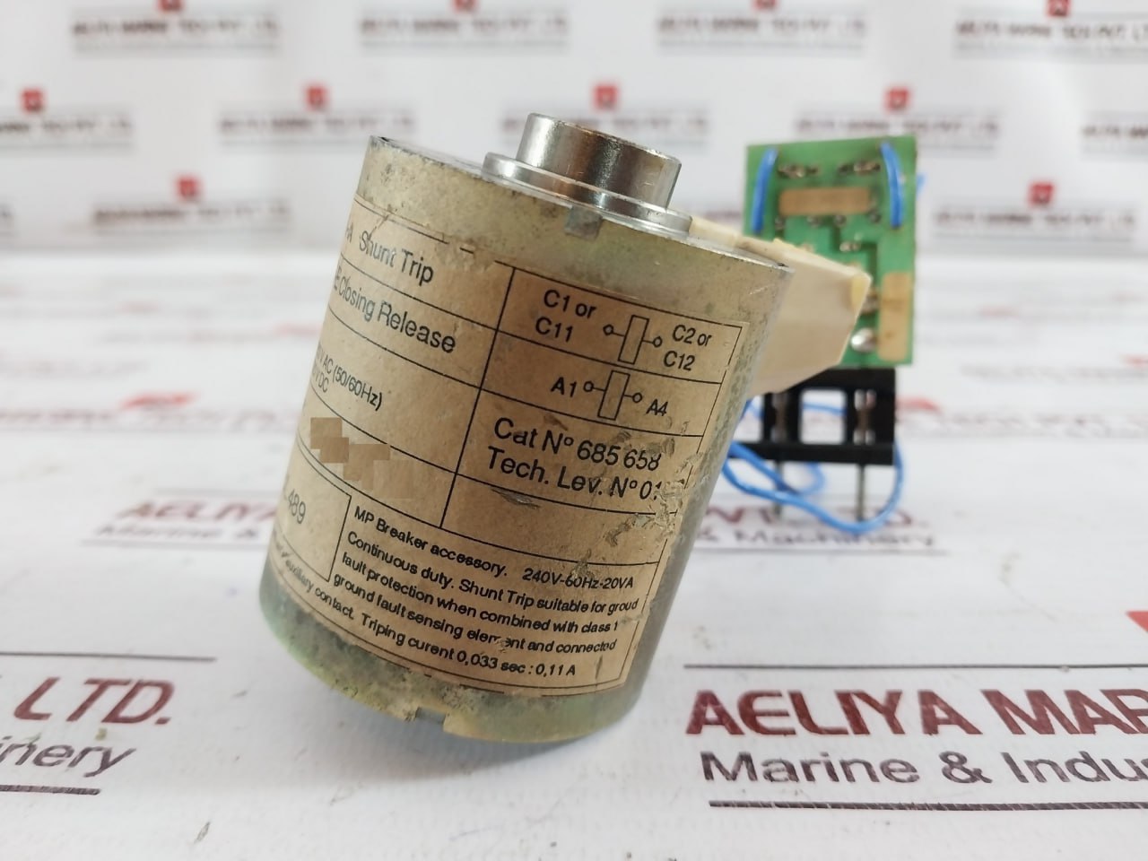 Merlin Gerin 685 658 Mx-a Shunt Trip Xf-e Closing Release Circuit Breaker 684 383