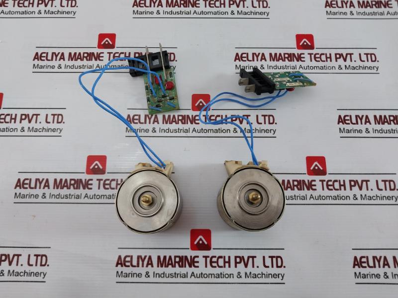 Merlin Gerin 685 658 Mx-a Shunt Trip Xf-e Closing Release Circuit Breaker 0.11a