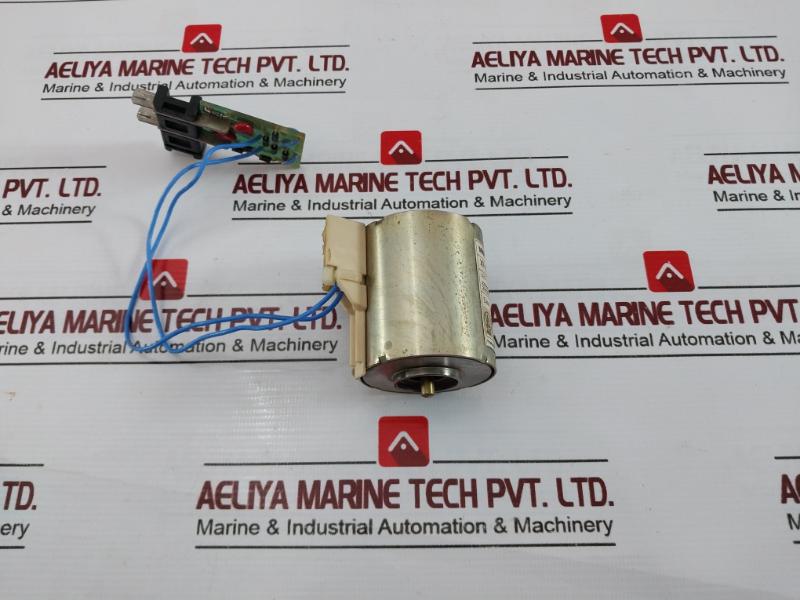 Merlin Gerin 685 658 Mx-a Shunt Trip Xf-e Closing Release Circuit Breaker 0.11a