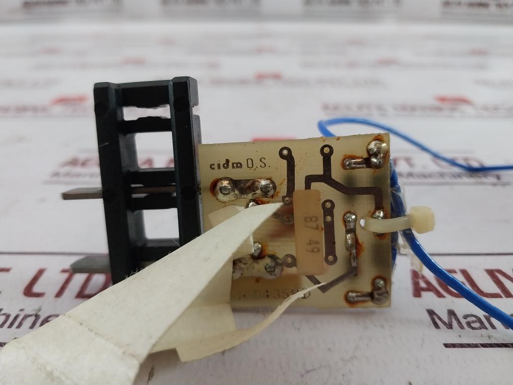 Merlin Gerin 685 658 Mx-a Shunt Trip Xf-e Closing Release Circuit Breaker Ul489
