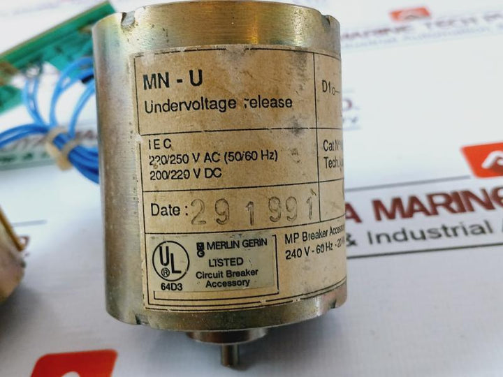 Merlin Gerin 685 658 Mx-a Shunt Trip Mp Breaker Accessory 240V 60Hz 20Va