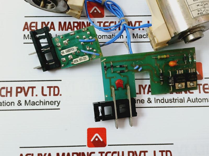 Merlin Gerin 685 658 Mx-a Shunt Trip Mp Breaker Accessory 240V 60Hz 20Va