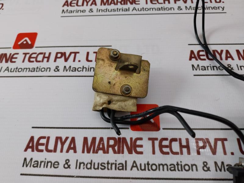 Merlin Gerin 685 683 Mn-u Under voltage Release 200/220Vdc 240V-60Hz-20Va