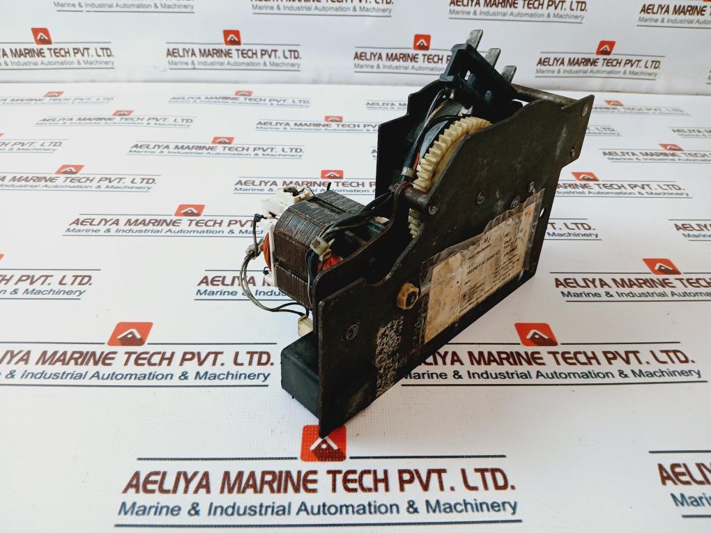 Merlin Gerin 685763 Mch-m Motor Mechanism With Mp Breaker Accessory