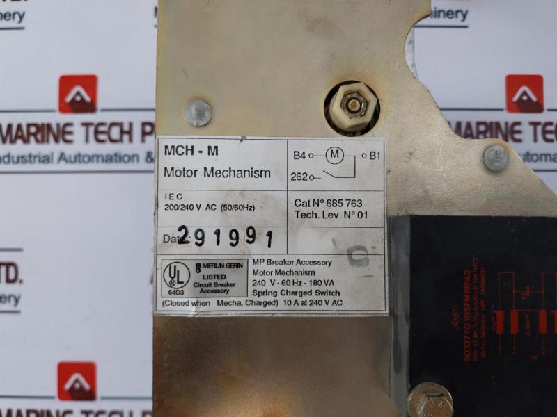 MERLIN GERIN 685 763 Motor Mechanism Circuit Breaker Accessory 240V 10A 60HZ