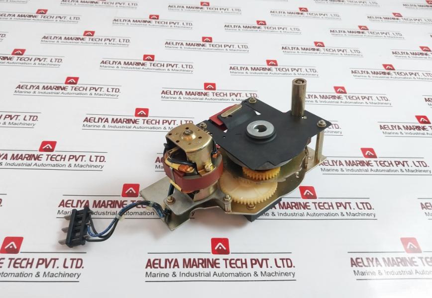 Merlin Gerin 685 766 Motor Mechanism 220V 380V 50/60Hz 1.6A