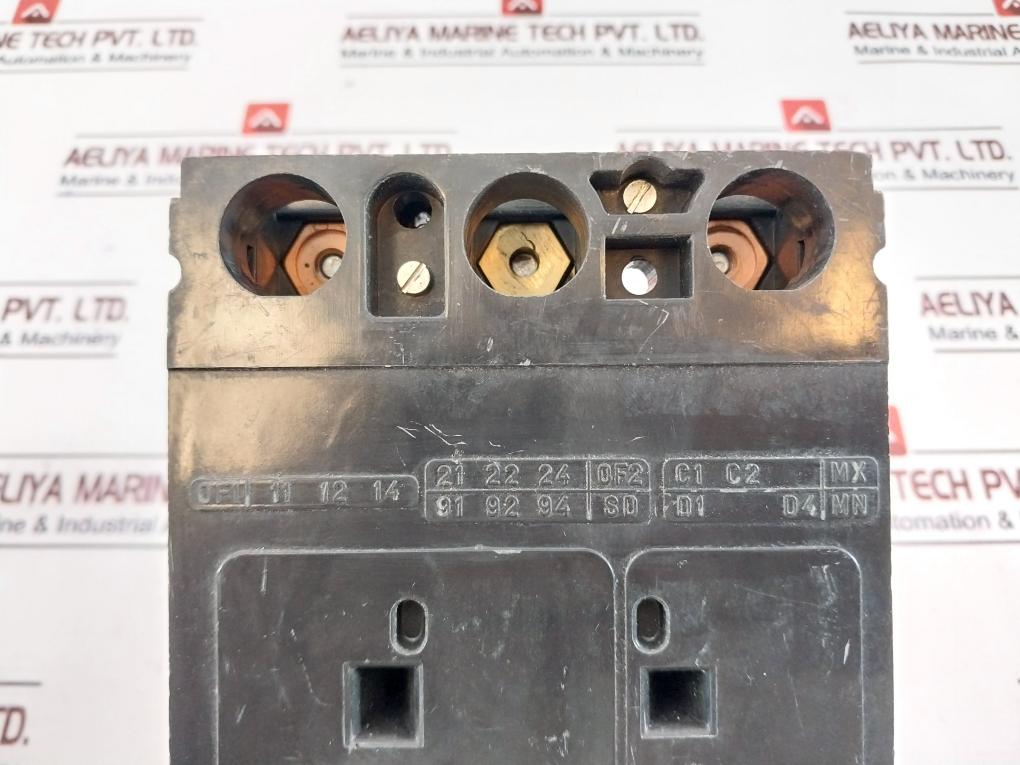 Merlin Gerin C 125 N Circuit Breaker 660V~