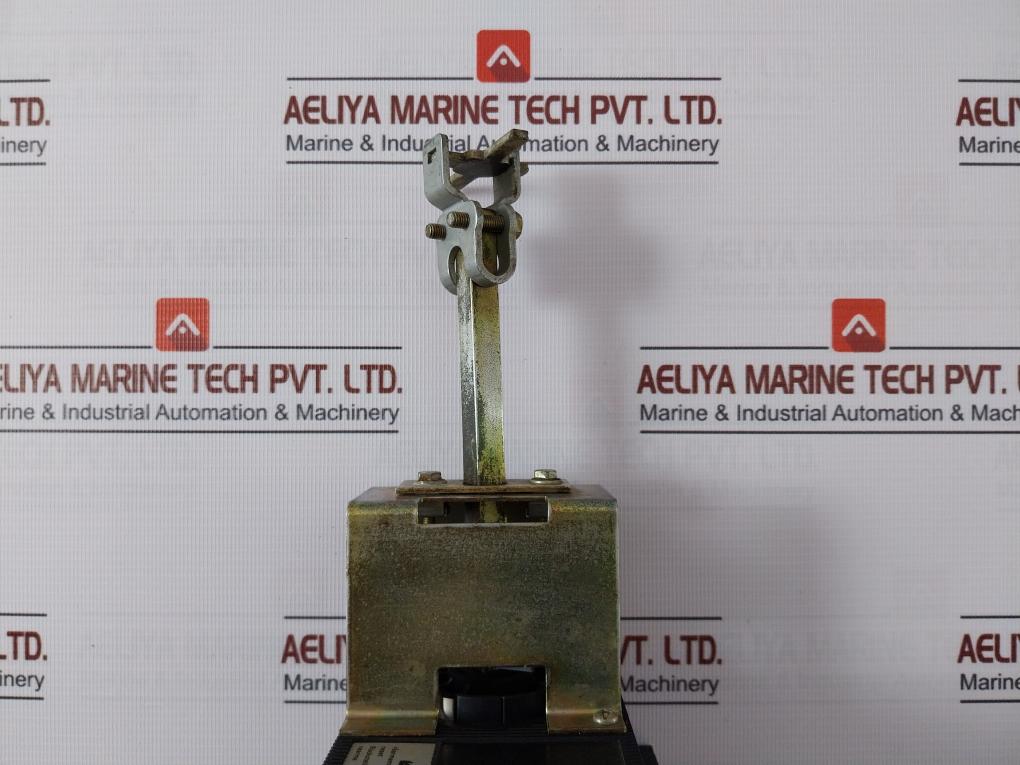 Merlin Gerin C161Ni Circuit Breaker 3 Poles 160A 690Vac 500Vdc