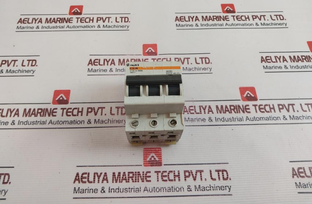Merlin Gerin C32N Fuse Circuit Breaker 380V~