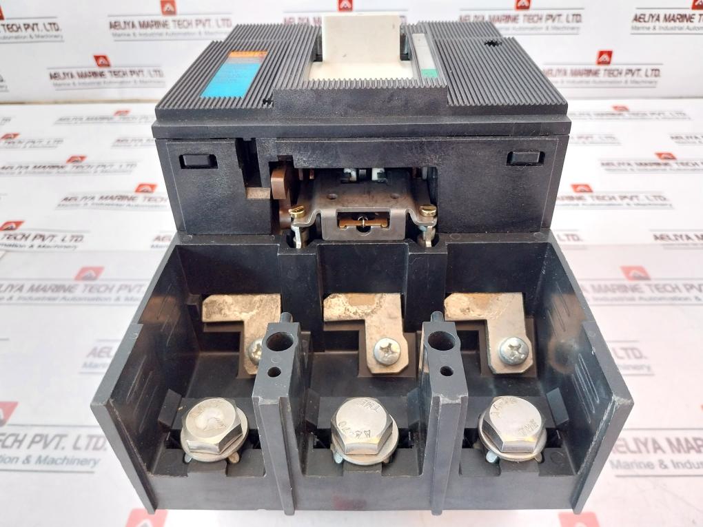 Merlin Gerin C400L Compact Circuit Breaker 660V