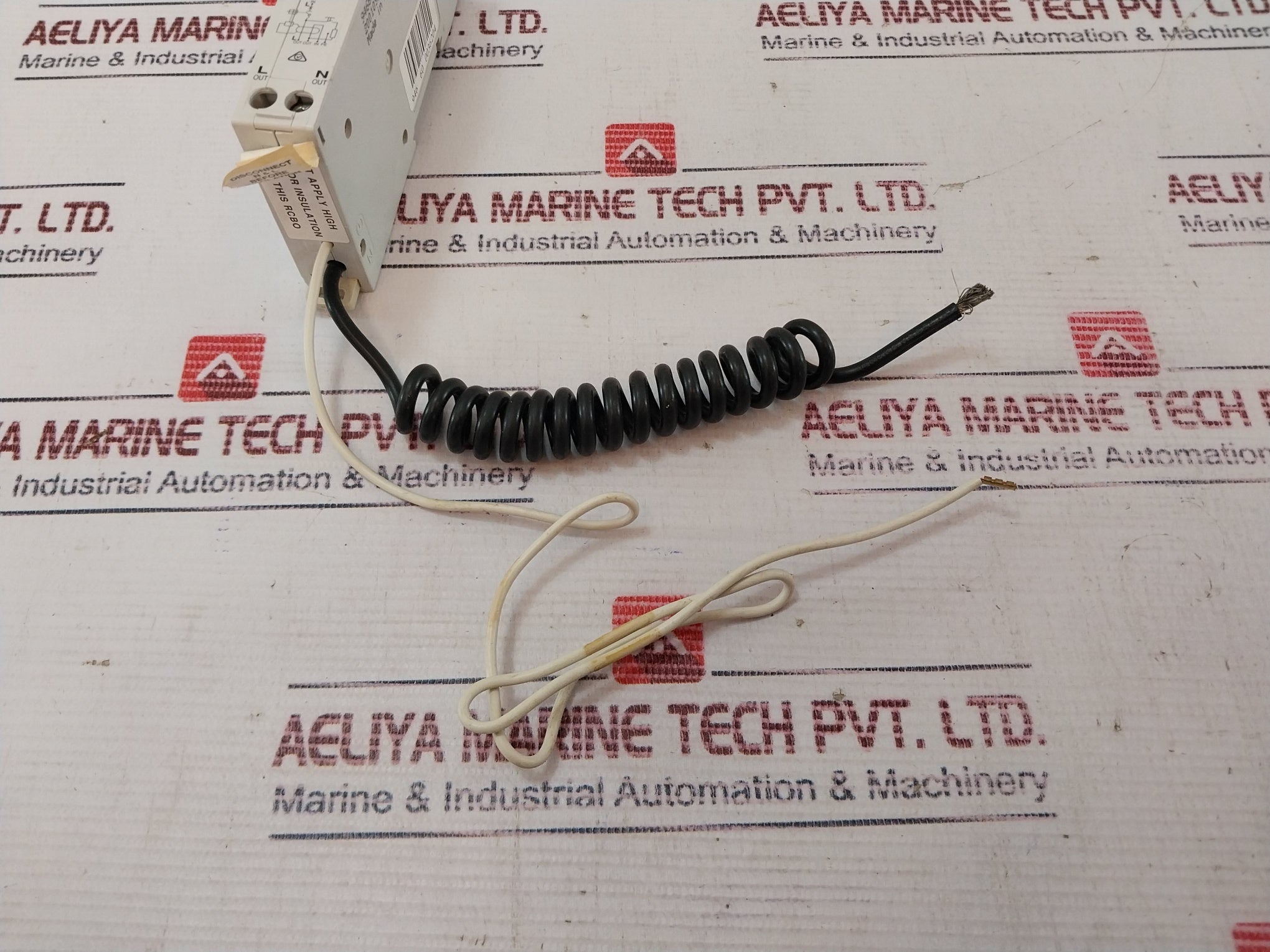 Merlin Gerin C60H-rcbo C32R30 Circuit Breaker 61009