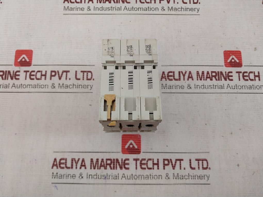 Merlin Gerin C60N Multi9 Circuit Breaker 400V 6000/3, 3 303430 270904