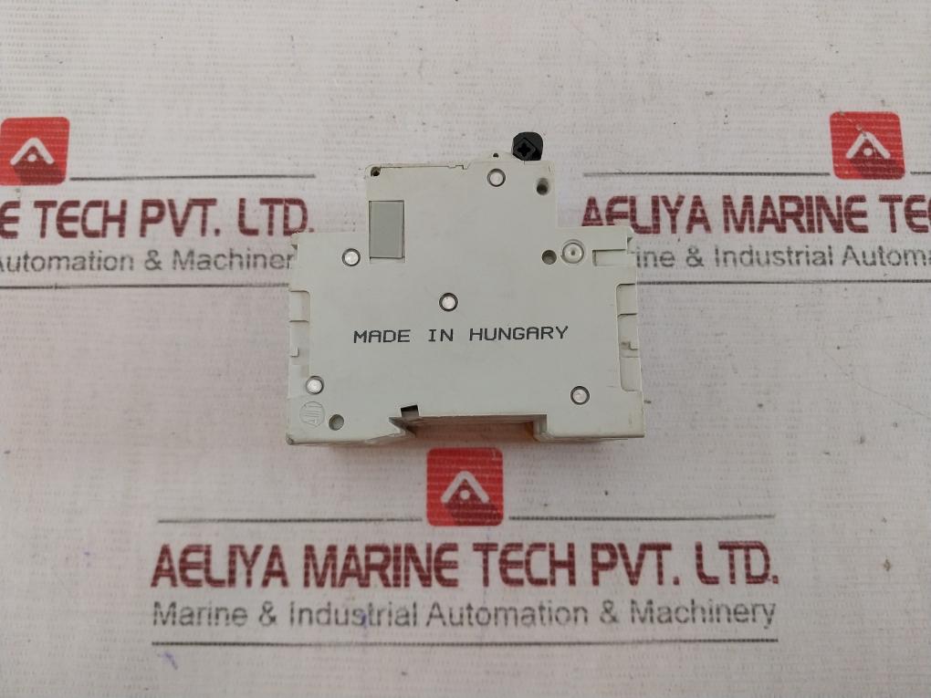 Merlin Gerin C60N Multi9 Circuit Breaker 400V 6000/3, 3 303430 270904