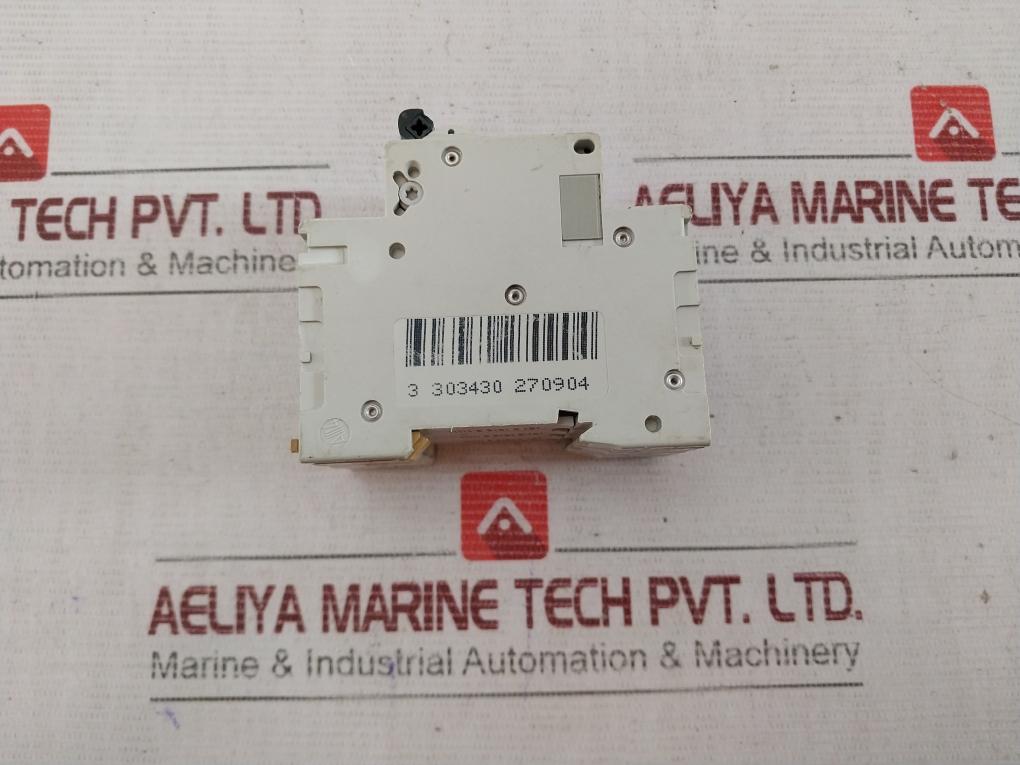 Merlin Gerin C60N Multi9 Circuit Breaker 400V 6000/3, 3 303430 270904