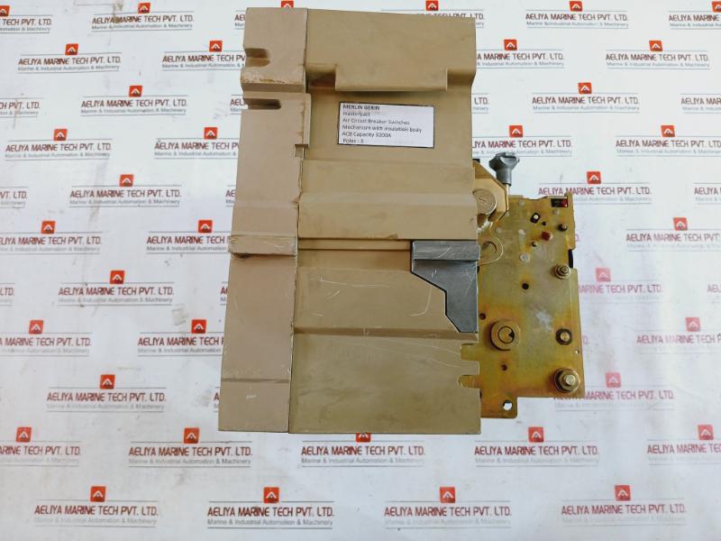 Merlin Gerin Masterpact Air Circuit Breaker Switch Mechanism W/ Insulation Body