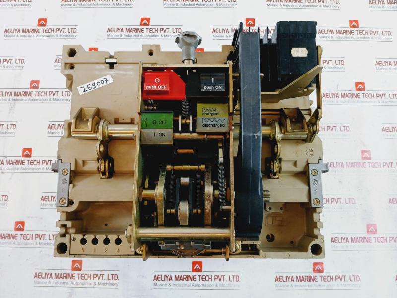 Merlin Gerin Masterpact Air Circuit Breaker Switch Mechanism W/ Insulation Body