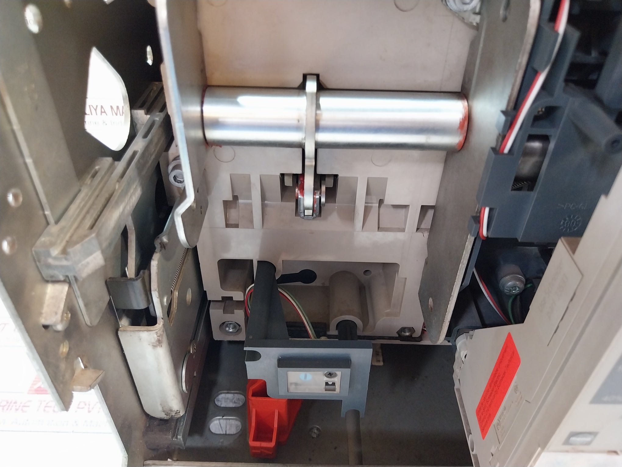 Merlin Gerin Masterpact Nw40 H1 Circuit Breaker 4000A 1000V 12Kv