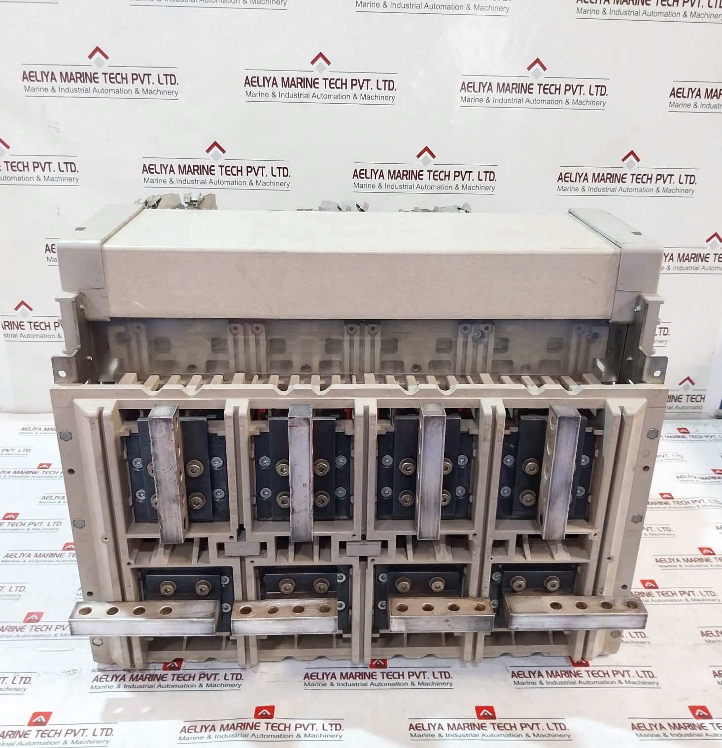 Merlin Gerin Masterpact Nw40 H1 Circuit Breaker 4000A 1000V 12Kv