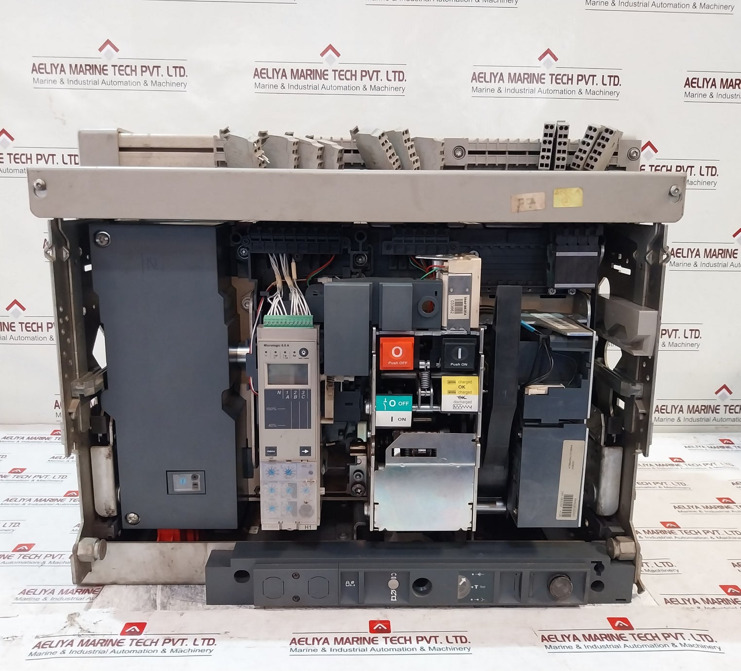 Merlin Gerin Masterpact Nw40 H1 Circuit Breaker 4000A 1000V 12Kv