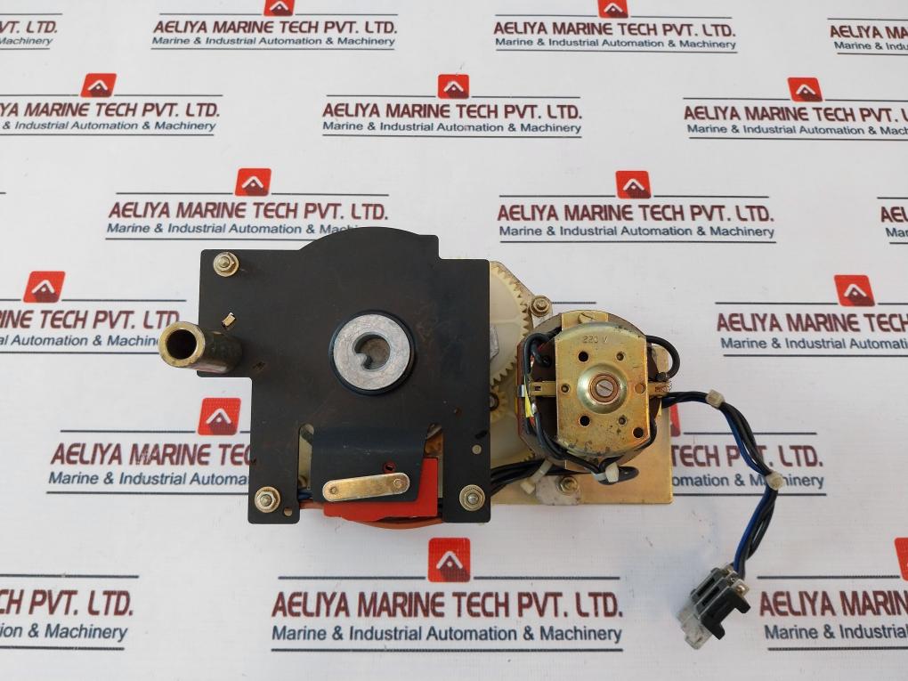 Merlin Gerin Mch-m 685763 Motor Mechanism 240V-60Hz-180 Va