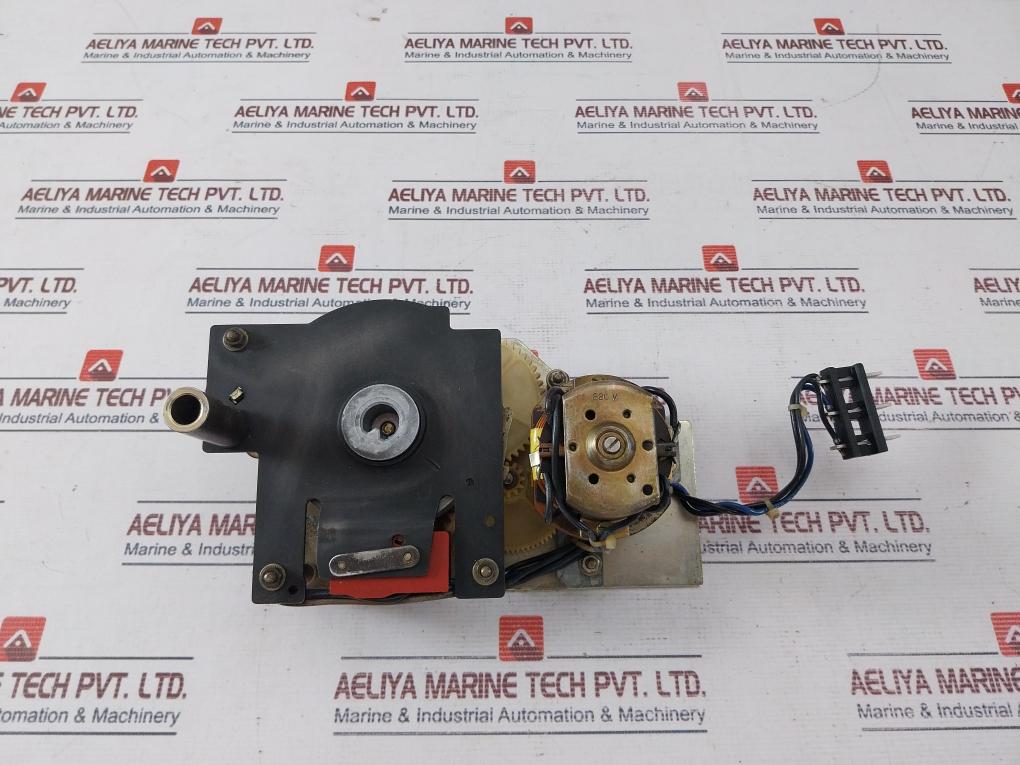 Merlin Gerin Mch-m Motor Mechanism 240V-60Hz-180Va 10A At 240V Ac 685 763