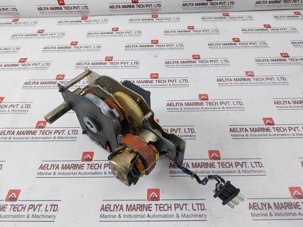 Merlin Gerin Mch-m Motor Mechanism 240V-60Hz-180Va 10A At 240V Ac 685 763