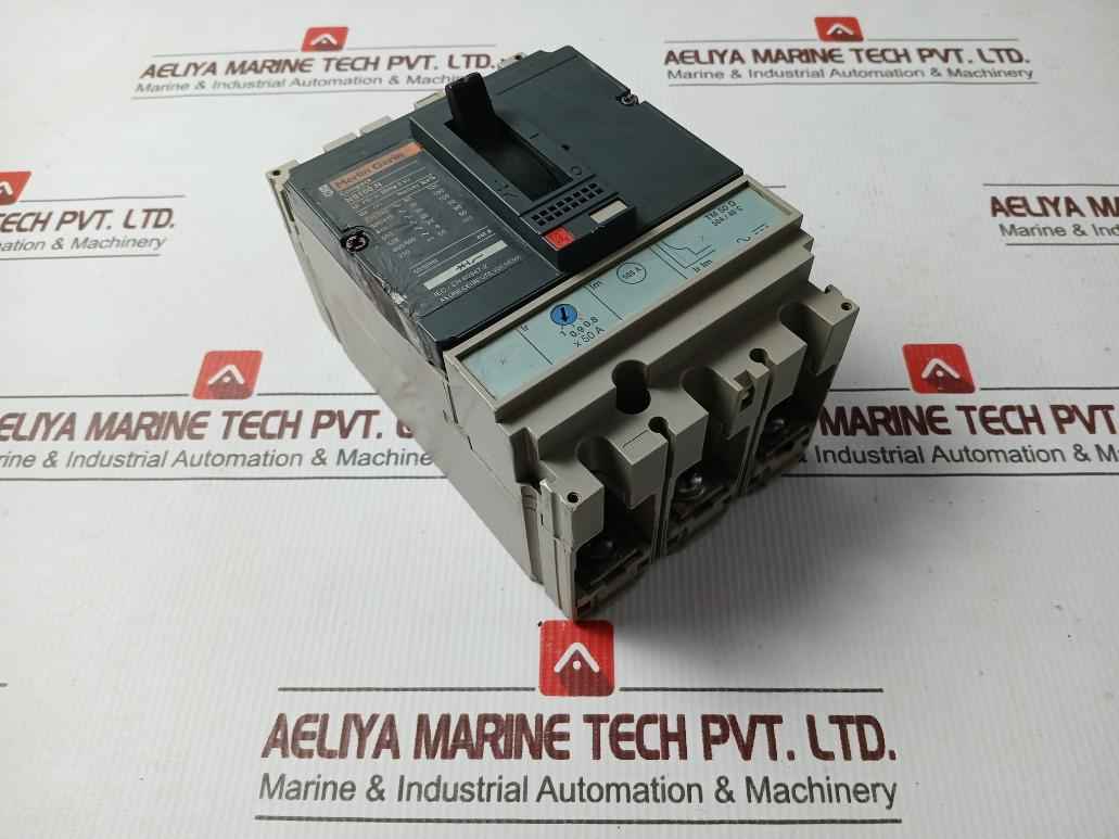 Merlin Gerin Ns100-160-250 N/H/Na Compact Circuit Breaker 750V 8Kv 50/60 Hz