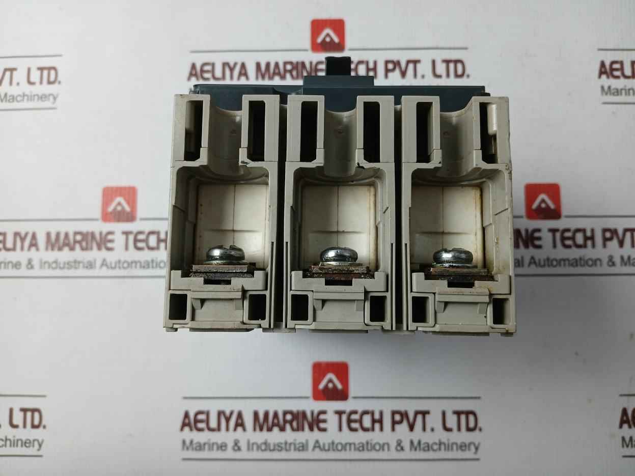 Merlin Gerin Ns100-160-250 N/H/Na Compact Circuit Breaker 750V 8Kv 50/60 Hz